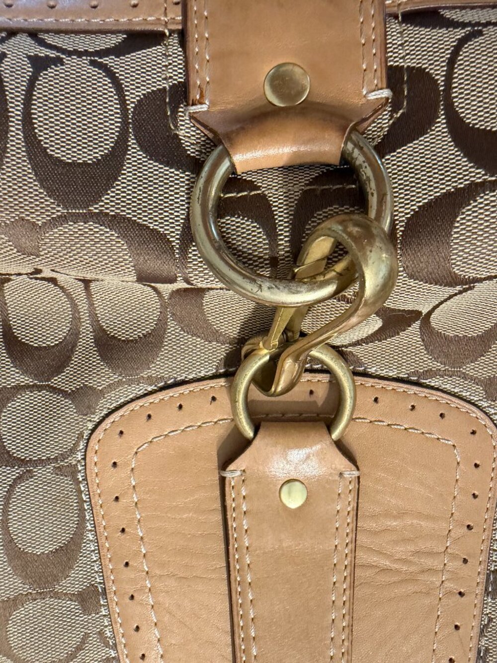 Coach Shoulder Bag with Tan Leather, Dustbag Included - Picture 2 of 5